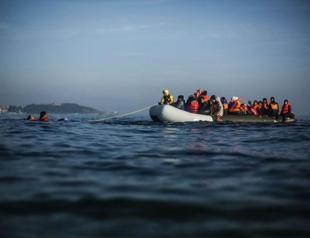 Greece says up to 70,000 migrants may be trapped next month