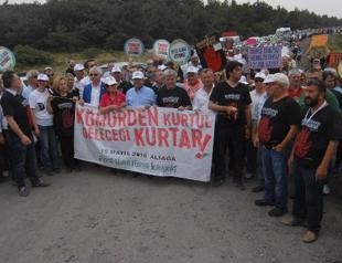 Thousands march against fossil fuels in Turkey’s İzmir