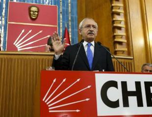 CHP leader criticizes ‘North Korea-like discipline’ in AKP congress