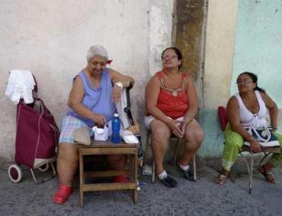 Cuba to legally recognize private firms in move bolstering market reforms