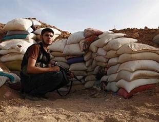 Syrian rebels agree in Qatar to stop fighting each other