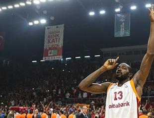Galatasaray pulls one back in playoffs series