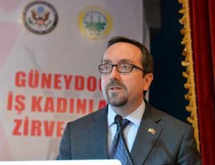 US envoy says US soldiers wearing YPG insignia were ‘unauthorized’