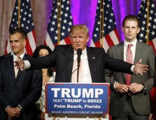 Clinton, Trump move closer to White House nominations