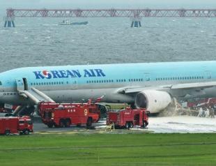 300 passengers evacuated from Korean Air plane at Tokyo airport