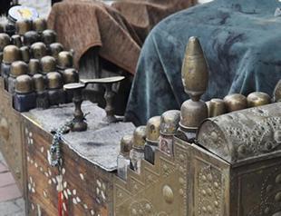 Istanbul’s shoe shiners hold ground despite falling sales