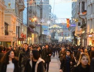 Turkish unemployment falls slightly in March