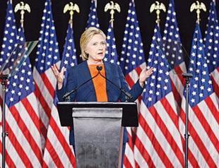 Clinton says Trump dangerous, unfit to be commander in chief