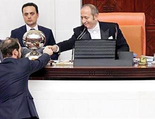 Turkish parliament accepts gov’t bill amending electricity law despite opposition