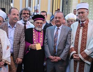 Chief Rabbi attends iftar fast-breaking meal held by Edirne Synagogue