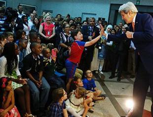 Kerry urges Iran to help end wars in Yemen, Syria