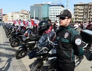 Istanbul police on alert after explosion, security warnings