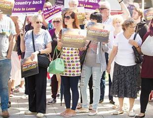 Britain goes to the polls for historic vote on EU