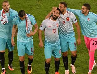 Turkey bids farewell to Euro 2016