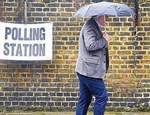 Political uncertainty dampens eurozone business activity: survey