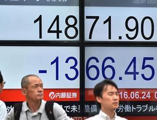 World stocks, British pound in freefall as UK votes for EU exit