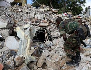 At least 14 killed in Somalia hotel attack
