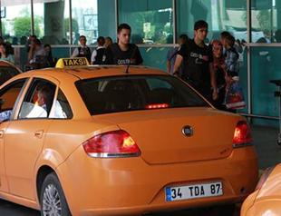 Police brief taxi drivers on terror threats after Istanbul airport attack
