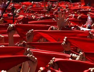 Pamplona bull-running festival kicks off with wine battle