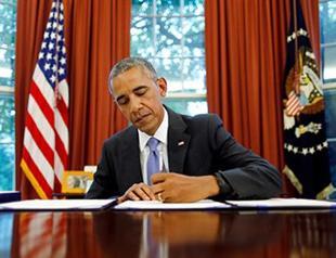 Obama signs Puerto Rico debt relief bill