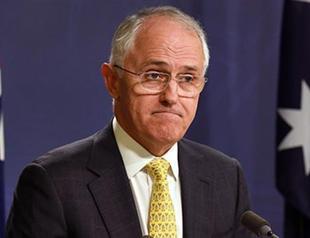 Australia in political limbo after voters punish government