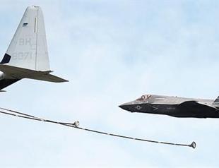 Lockheed F-35 fighter shows off capabilities at UK air show