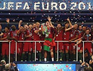 Portugal stuns France with late Eder strike in Euro final