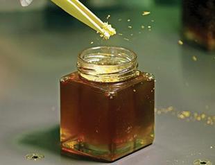 Glasses to honey, Greeks innovating to survive