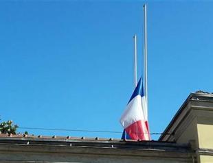 Flags flown at half-mast at French Consulate Istanbul after Nice attack