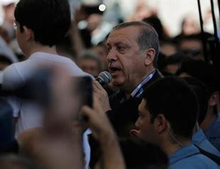 Erdoğan urges citizens to ‘fill up’ Turkey’s squares after failed coup attempt