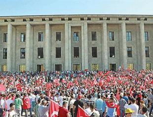 Turkish business world condemns attempted coup