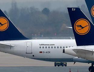 Lufthansa sees uncertain times after attacks hurt bookings