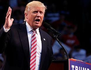 Trump encourages Russia to hack Clinton emails