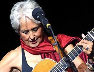 Joan Baez apologizes for remarks made after Turkey’s coup attempt