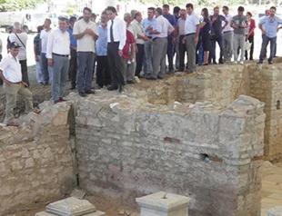 Work resumes in ancient Parion
