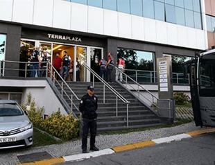 Police raid dozens of companies for alleged Gülen links