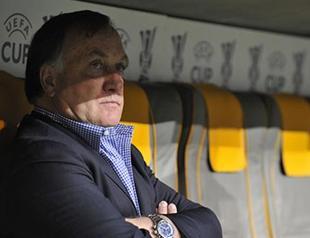 Fenerbahçe sets eyes on Dick Advocaat as new coach