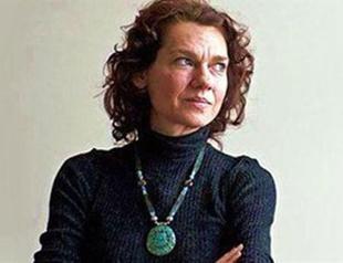 Report: Aslı Erdoğan expected to meet lawyers today