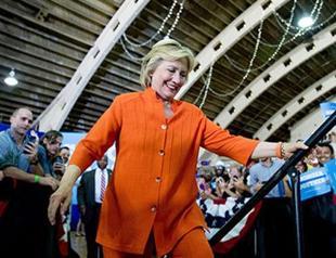 Clinton warns Trump ‘crossed the line’ with gun comment