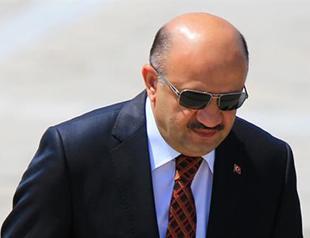 Military to recruit 265 pilots: Turkish defense minister