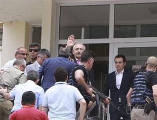 Erdoğan, politicians call Kılıçdaroğlu after he survives PKK attack