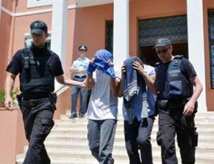 Seven Turkish citizens seek asylum in Greece after coup bid