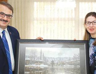 Three female governors in office for first time in Turkey