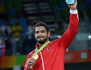 Freestyle wrestler Akgül wins first Turkish gold in Rio