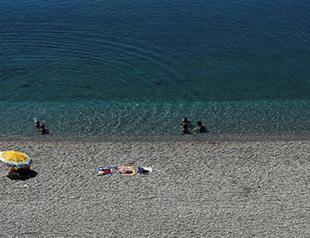 Global tourism GDP resilient this year, but woes for France, Turkey