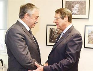 Leaders start marathon talks for Cyprus peace