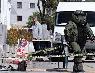 Attacker shot, wounded at Israeli embassy gate