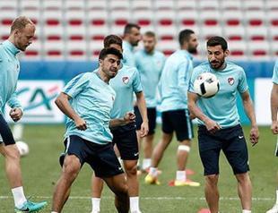 Turkey, Russia national teams meet in more just than a friendly