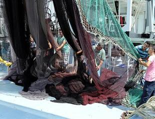 Turkish fishermen prepare to weigh anchor for ‘abundant season’