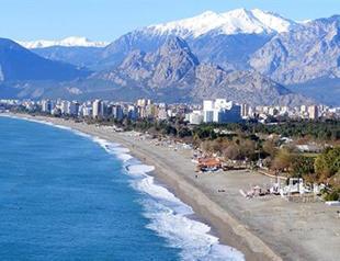 Foreign tourist arrivals to Turkey plummet after bomb attacks, Russia crisis and coup attempt